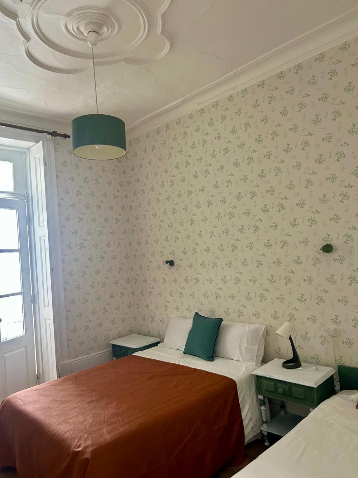 Monte Sinai Guest House Порту Екстер'єр фото